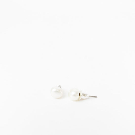 Pearl Studs